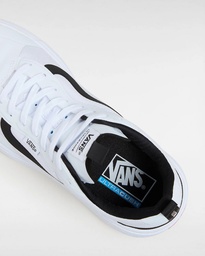 VANS ULTRARANGE EXO SHOES (EU:38)