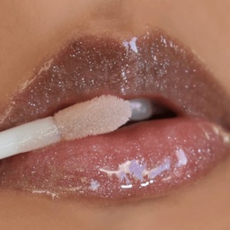 MOIRA GLOW GETTER HYDRATING LIP OIL (004, TICKLED PINK)