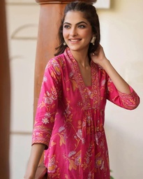 AADHYA PINK FLORAL KURTA SETS (M)